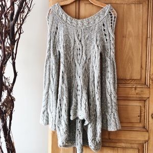 FREE PEOPLE sweater✨✨